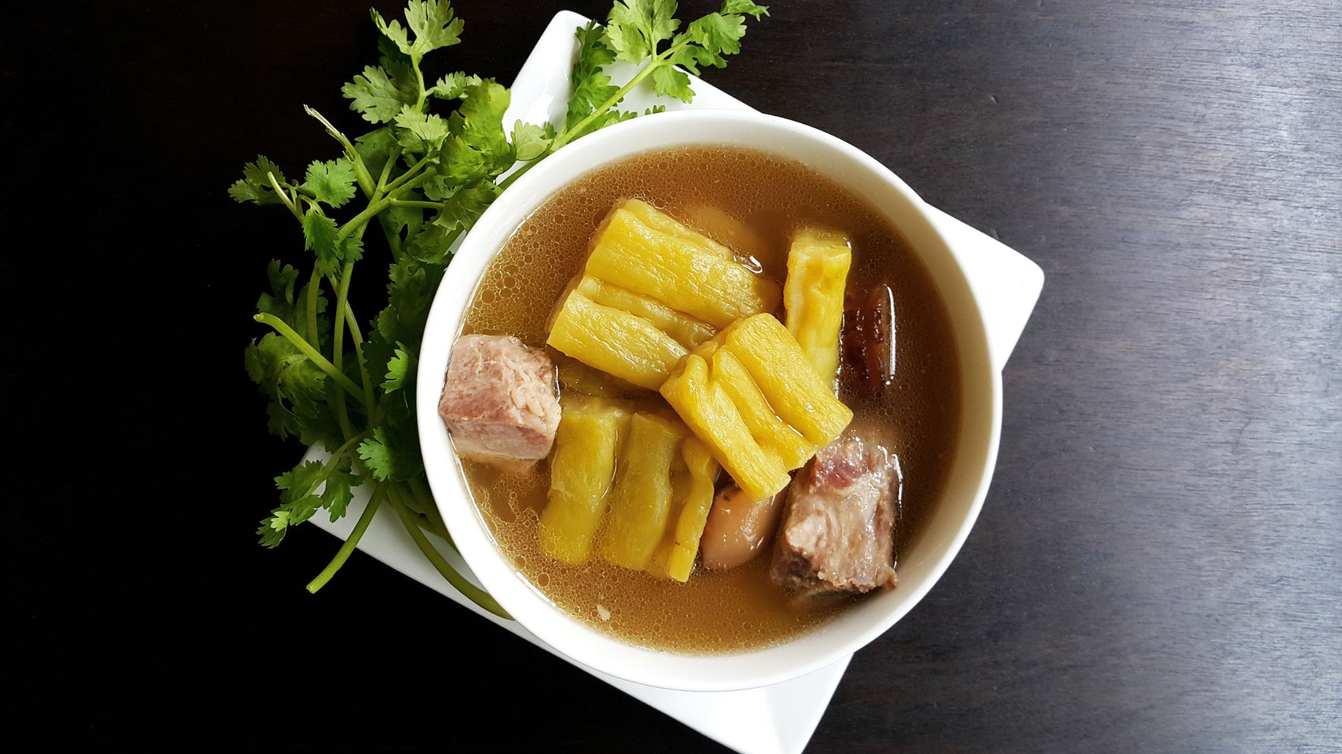 苦瓜雞湯